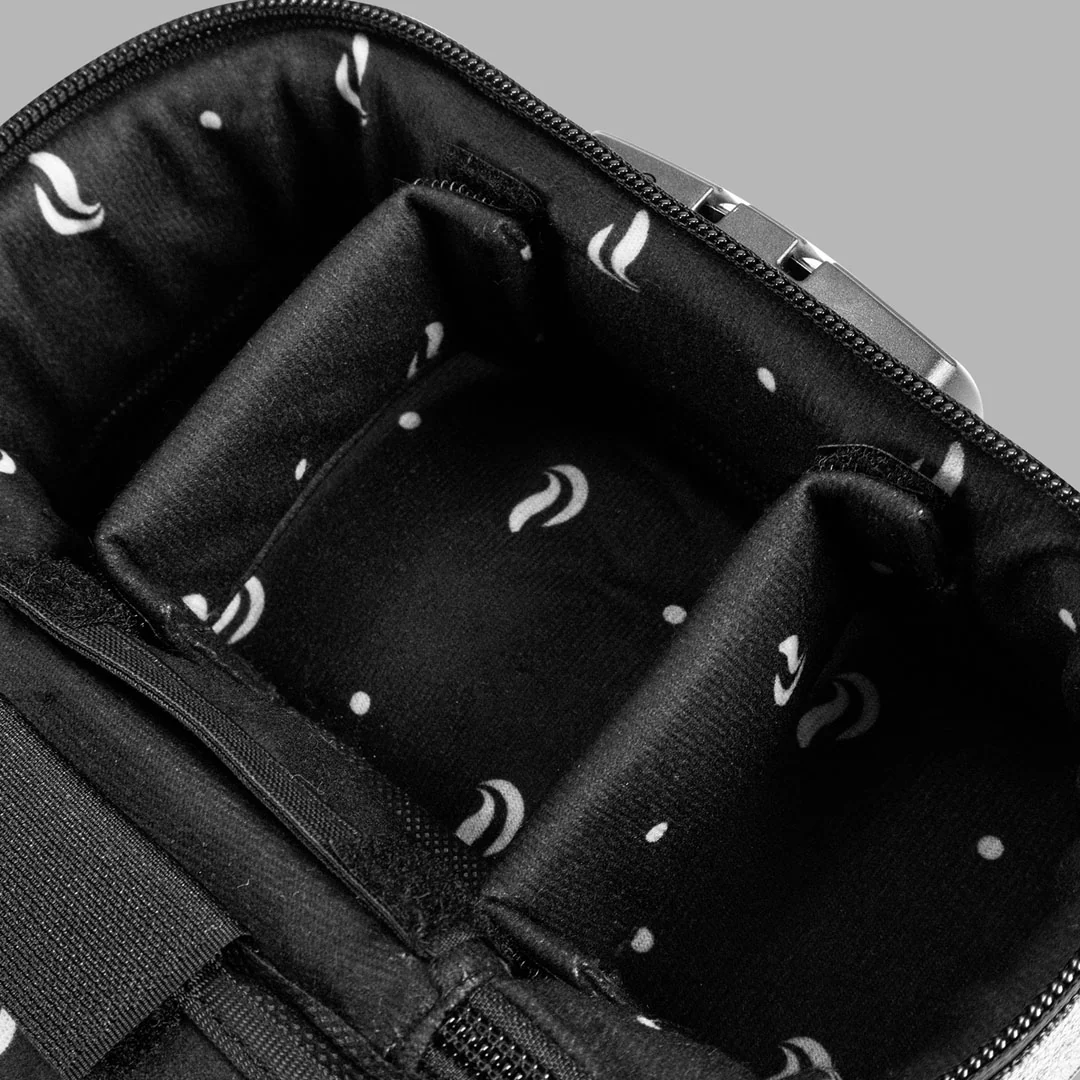 7.5" Skunk Sidekick Case - Image 3
